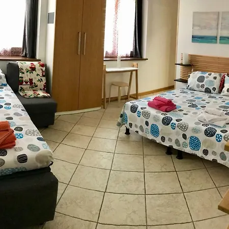 לינה וארוחת בוקר 
